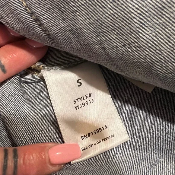 NWOT Amalli Talli‎ Women's Denim Jean Jacket Small Tall Classic Style - Picture 4 of 7